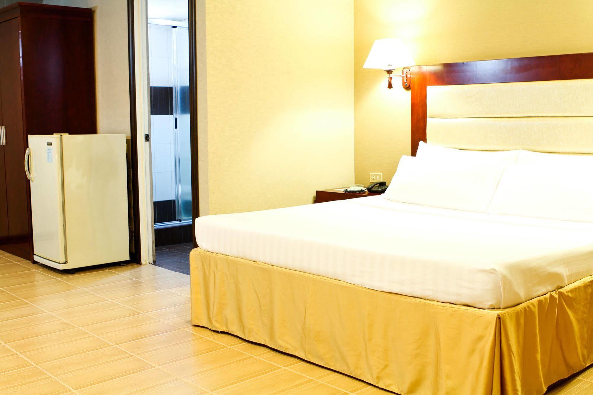 Star Plaza Hotel Dagupan City Eksteriør bilde